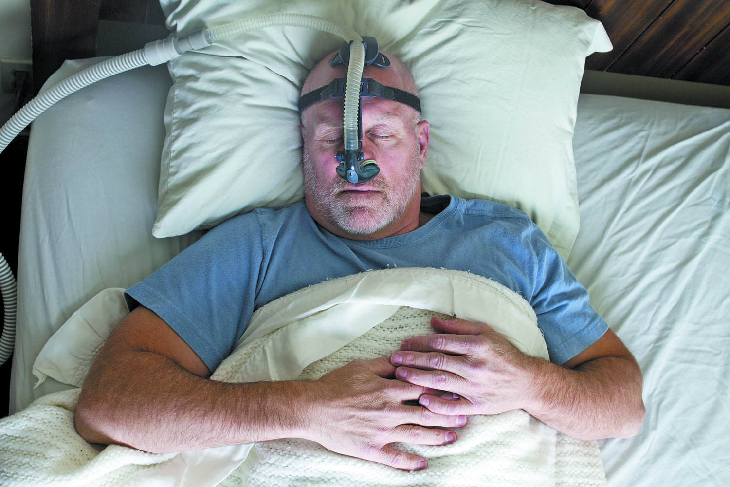Read more about the article Essential things you need to know about cpap machines for sleep apnea